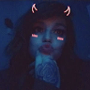 Meet your Posher, Lacey